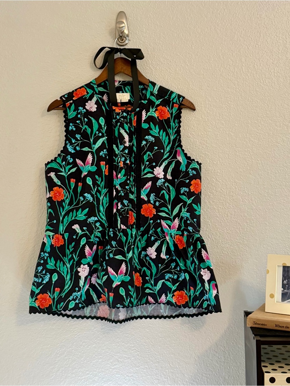Kate Spade Hummingbird Sleeveless Peplum Blouse Medium